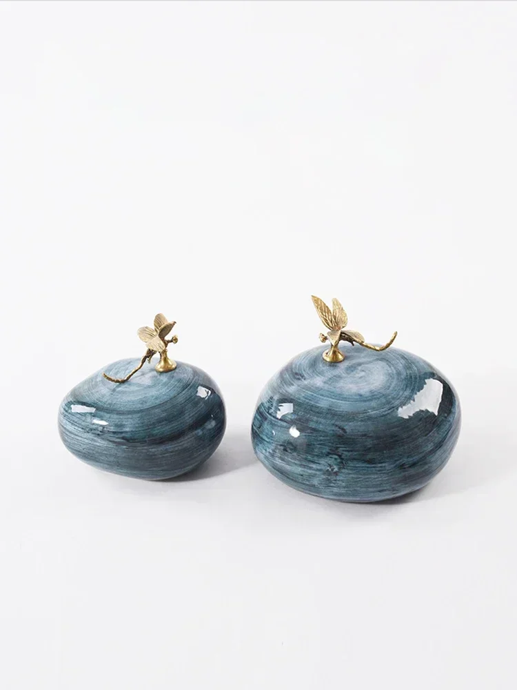 Minimalist Style New Chinese Dragonfly Ceramic Stone Simplicity Modern Living Room, Study, Wine Cabinet Decoration Soft Deco
Minimalist Style New Chinese Dragonfly Ceramic Stone Simplicity Modern Living Room, Study, Wine Cabinet Decoration Soft Deco