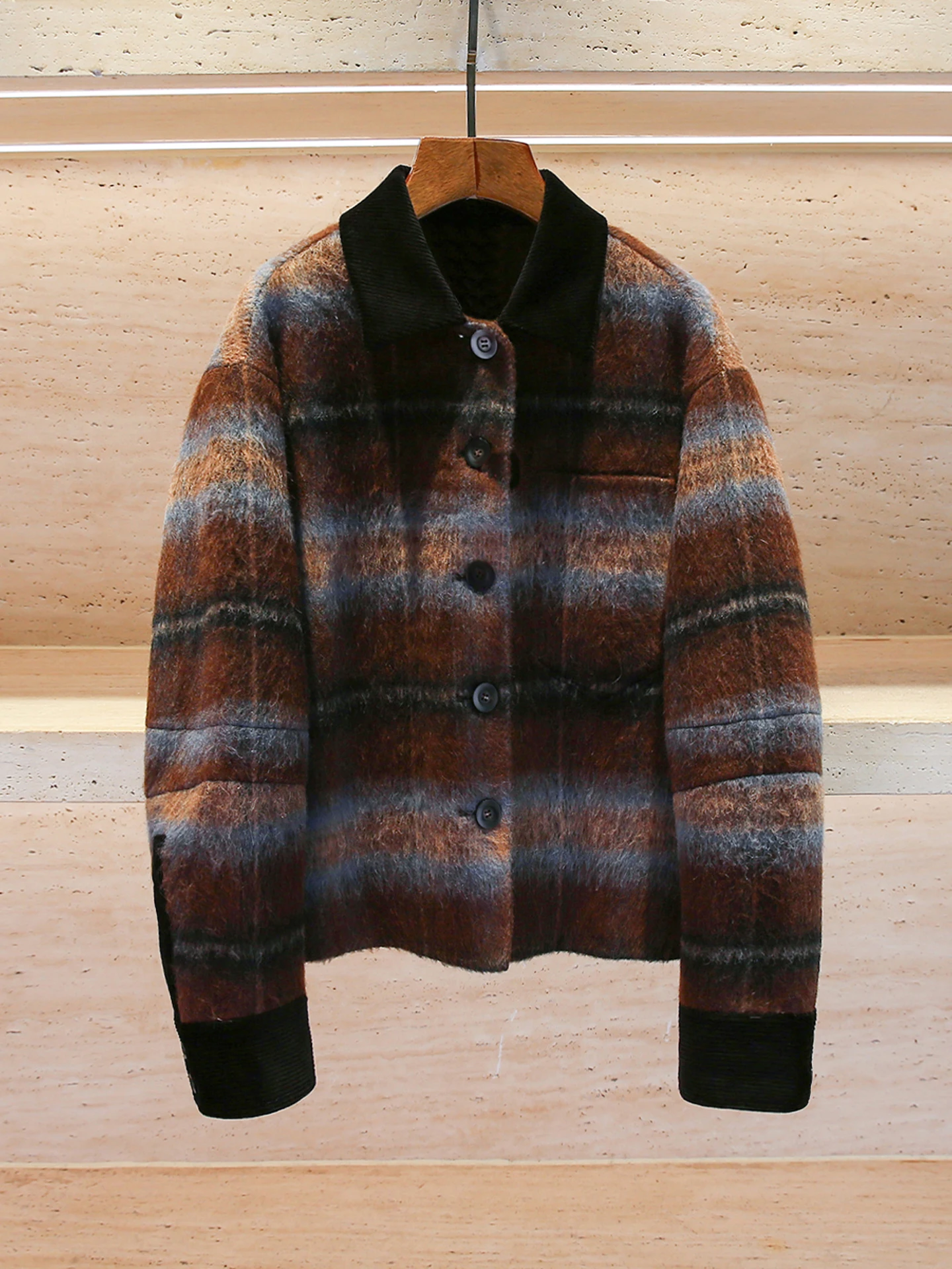 High-End Women's Woolen Jaet with Turn-down Collar And Gingham Pattern by Nan You for Autumn And Winter Season
High-End Women's Woolen Jaet with Turn-down Collar And Gingham Pattern by Nan You for Autumn And Winter Season