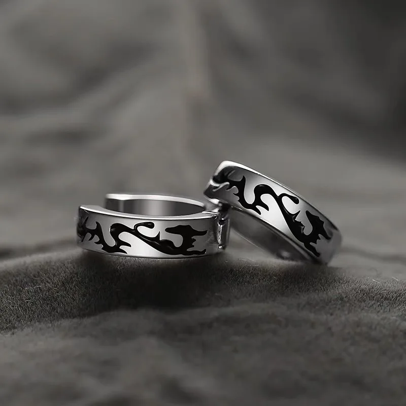 S925 silver stud earrings men's fashion simple domineering personality Chinese wind dragon ear buckle
S925 silver stud earrings men's fashion simple domineering personality Chinese wind dragon ear buckle