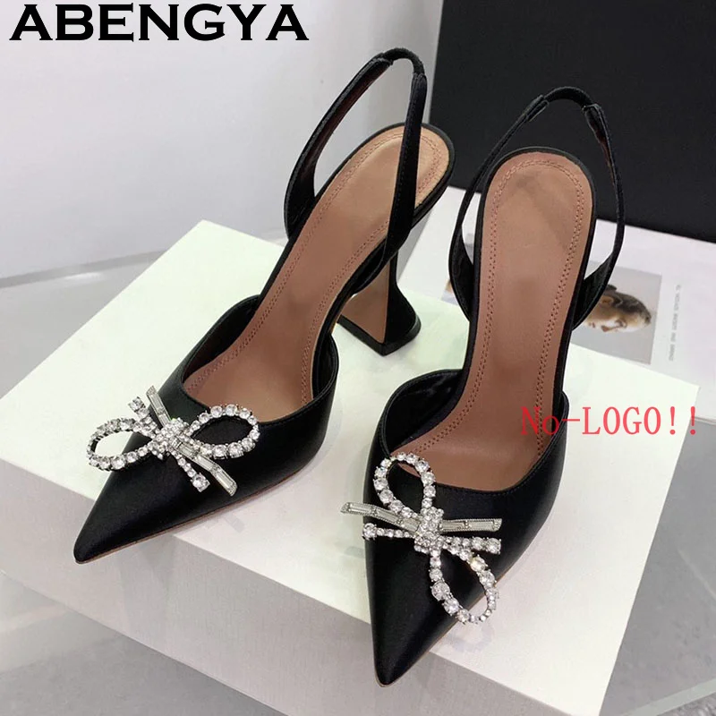 Hot Satin Goblet High Heels Sandals Women Crystal Bow Decoration Sexy Gladiator Slingback Sandals Summer Dress Party Shoes Mujer
Hot Satin Goblet High Heels Sandals Women Crystal Bow Decoration Sexy Gladiator Slingback Sandals Summer Dress Party Shoes Mujer