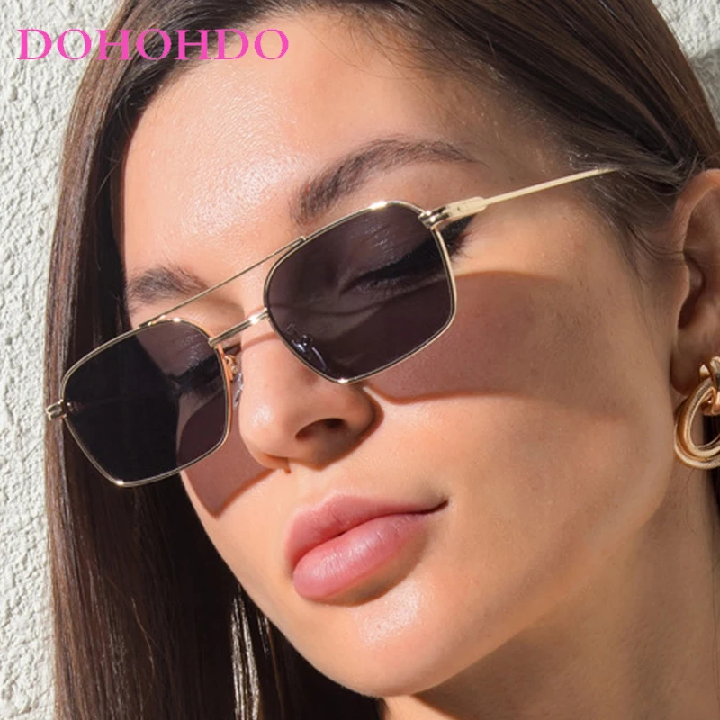 Fashion Small Frame Twin Bridge Square Metal Sunglasses Men Women Retro High Quality Personality Street Shooting Sunglasse UV400
Fashion Small Frame Twin Bridge Square Metal Sunglasses Men Women Retro High Quality Personality Street Shooting Sunglasse UV400