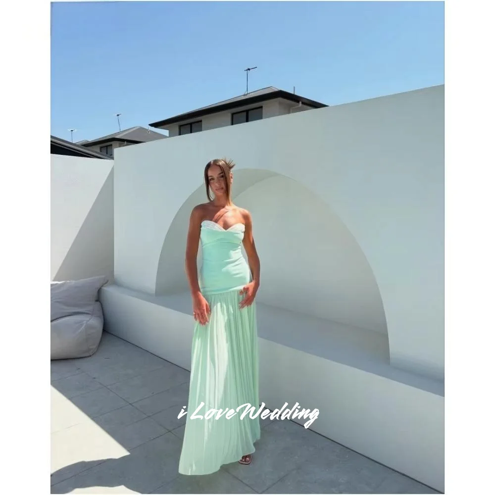 Green Strapless Evening Dress 2025 Sleeveless Sweetheart A-Line Floor-Length Prom Dresses Pleated Wedding Party Dress Customized
Green Strapless Evening Dress 2025 Sleeveless Sweetheart A-Line Floor-Length Prom Dresses Pleated Wedding Party Dress Customized