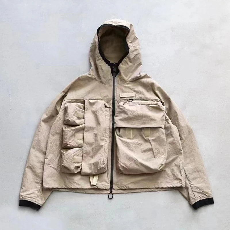 New Arrival Japanese Men and Women Hooded Coat CMF Multi Pocket Outdoor Functional Waterproof Outerjacket Charge Outwear
New Arrival Japanese Men and Women Hooded Coat CMF Multi Pocket Outdoor Functional Waterproof Outerjacket Charge Outwear