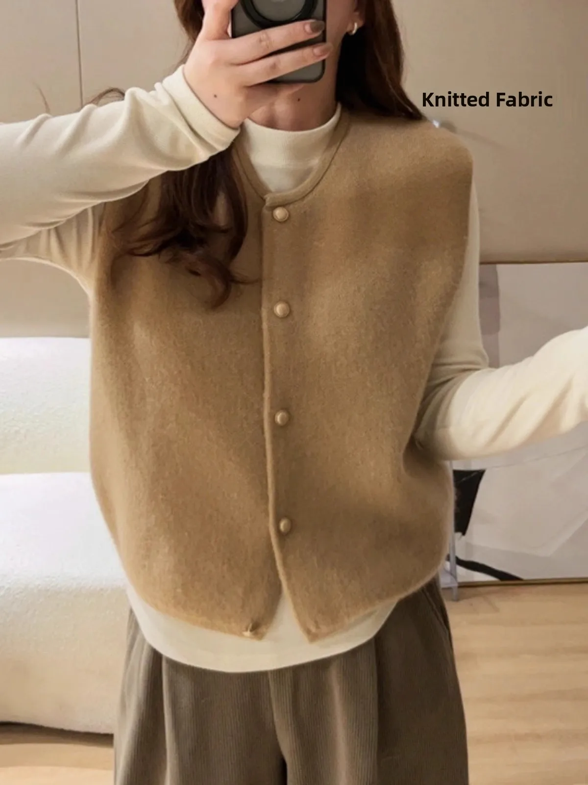 plus Size Women's Knitted Vest Tank Top Spring New Style Fatty MM European Fashion Trendy Jacket Top Button Design Color
plus Size Women's Knitted Vest Tank Top Spring New Style Fatty MM European Fashion Trendy Jacket Top Button Design Color