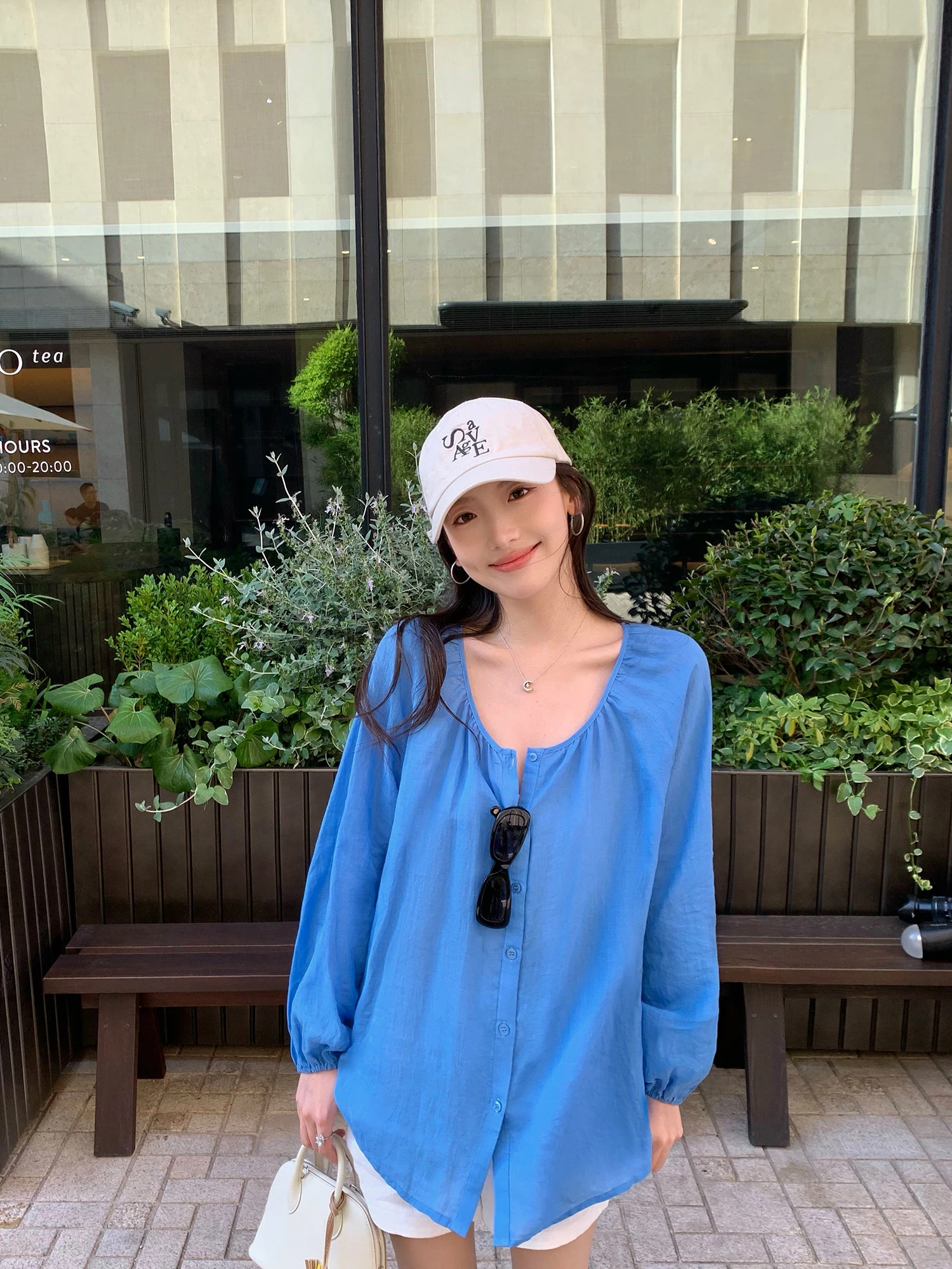 Pusumede Soft Light Breathable 100% Flax Loose Fit Thin Sun Protection Shirt Women's round Neck Lantern Sleeve Casual Shirt
Pusumede Soft Light Breathable 100% Flax Loose Fit Thin Sun Protection Shirt Women's round Neck Lantern Sleeve Casual Shirt