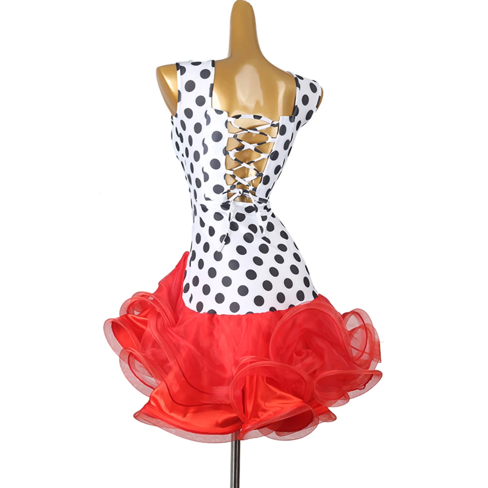 Sleeveless Row Dancer Women's Slim-Fit Latin Dance Costume Black and White Polka Dot Tassel dress V-Neck Professional Costume
Sleeveless Row Dancer Women's Slim-Fit Latin Dance Costume Black and White Polka Dot Tassel dress V-Neck Professional Costume