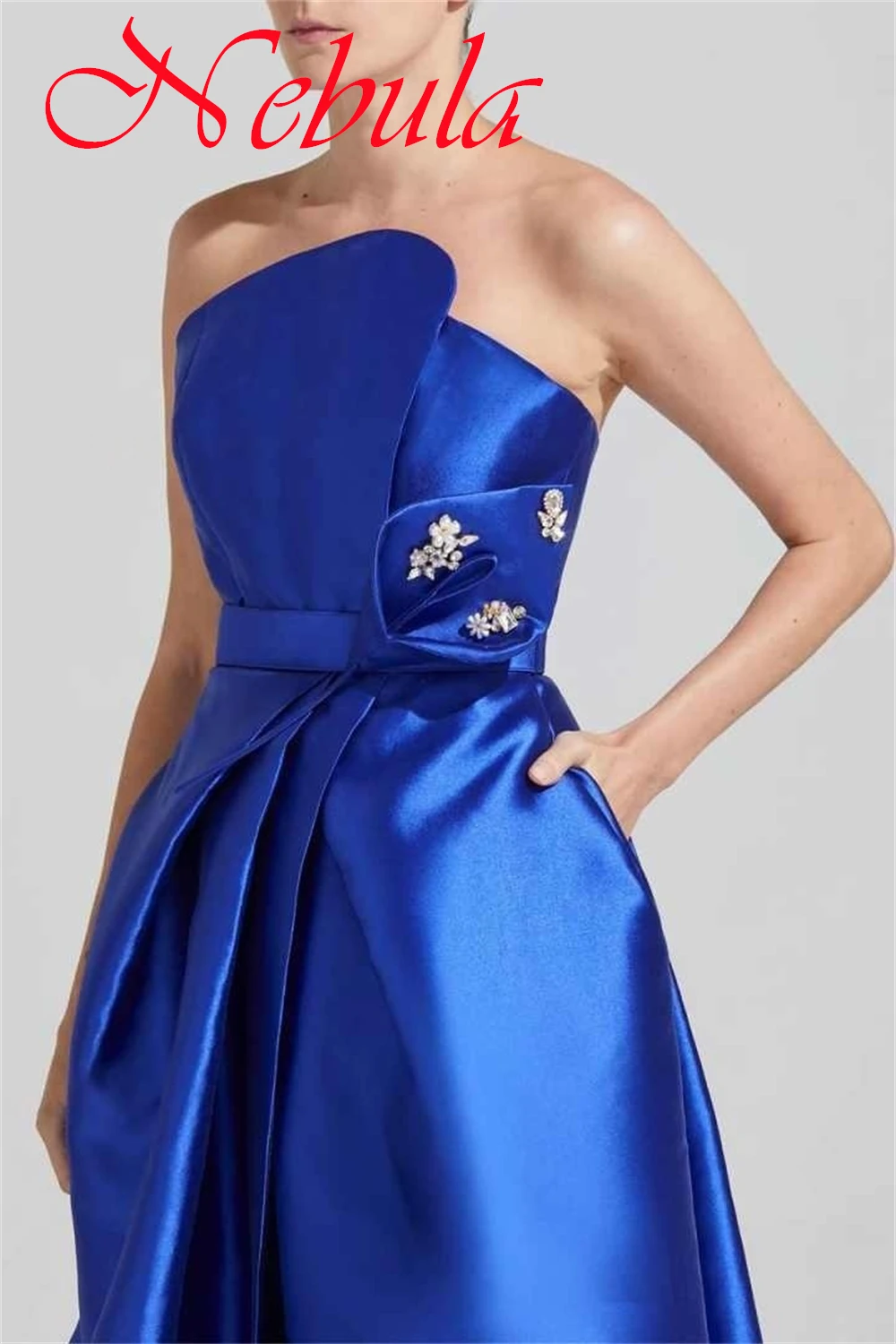 Customized Delicate Blue Satin Evening Dress High Quality Strapless Sleeveless Cocktail Dress Exquisite Zipper Back Party Dress
Customized Delicate Blue Satin Evening Dress High Quality Strapless Sleeveless Cocktail Dress Exquisite Zipper Back Party Dress
