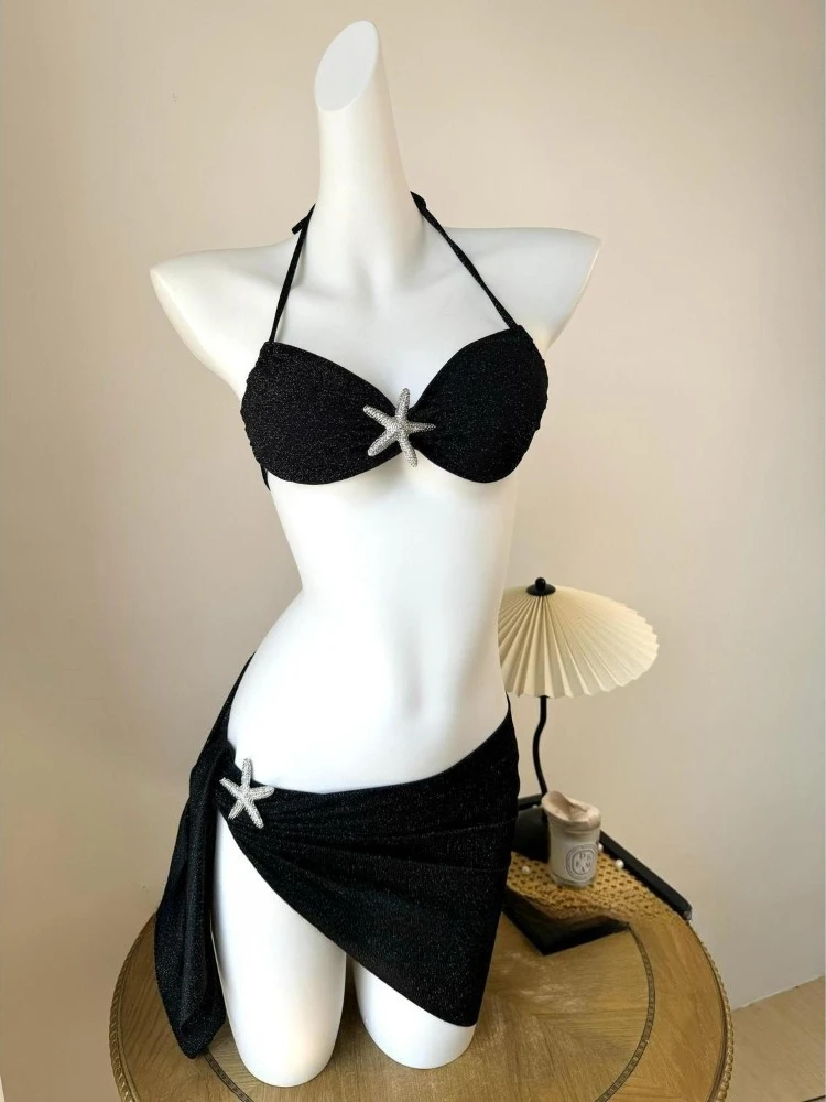 American Vintage Sexy Bikini Swimsuit 2000s Beach Party Style Korean Fashion Solid 3 Pieces Bikini Set Y2k Halter Swimwear Suits
American Vintage Sexy Bikini Swimsuit 2000s Beach Party Style Korean Fashion Solid 3 Pieces Bikini Set Y2k Halter Swimwear Suits