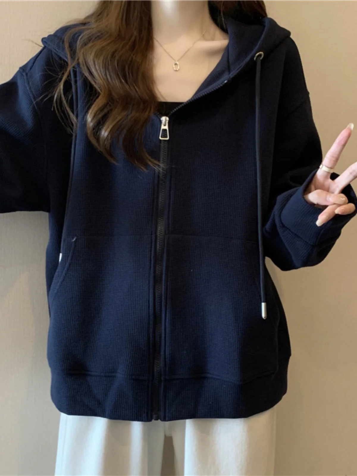Slimming Fitted Hoodie Women's Spring Autumn Versatile Loose Thin Cardigan Style Polyester Cotton Blend Long Sleeve Zipper
Slimming Fitted Hoodie Women's Spring Autumn Versatile Loose Thin Cardigan Style Polyester Cotton Blend Long Sleeve Zipper