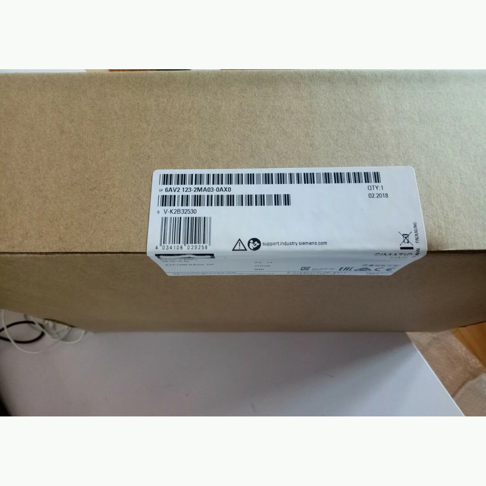 1PCS New In Box Original 6AV2123-2MA03-0AX0 6AV2 123-2MA03-0AX0 Touch Panel
1PCS New In Box Original 6AV2123-2MA03-0AX0 6AV2 123-2MA03-0AX0 Touch Panel