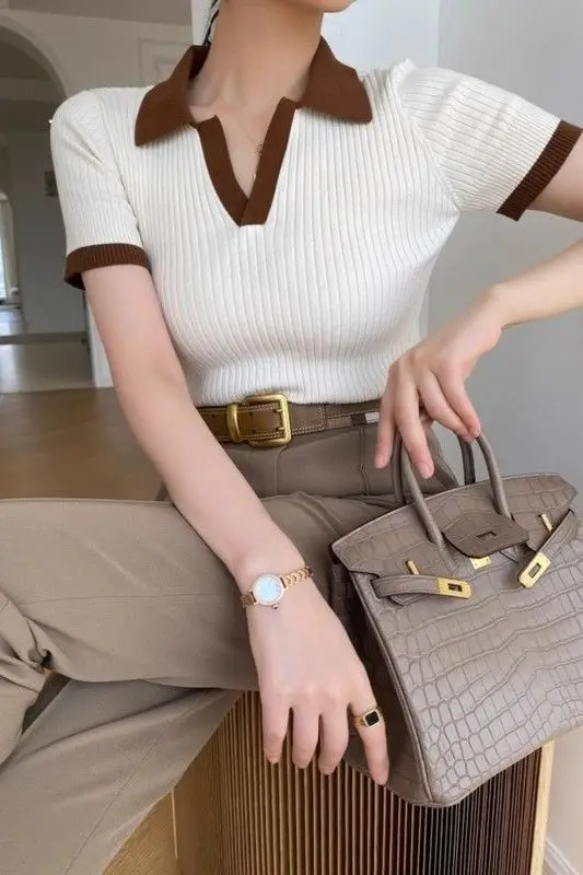 2025 French Retro Color Block Polo Collar Short Sleeve Knit Tops Women's Slim Fit Classy Casual Versatile Summer Crop T-Shirts
2025 French Retro Color Block Polo Collar Short Sleeve Knit Tops Women's Slim Fit Classy Casual Versatile Summer Crop T-Shirts