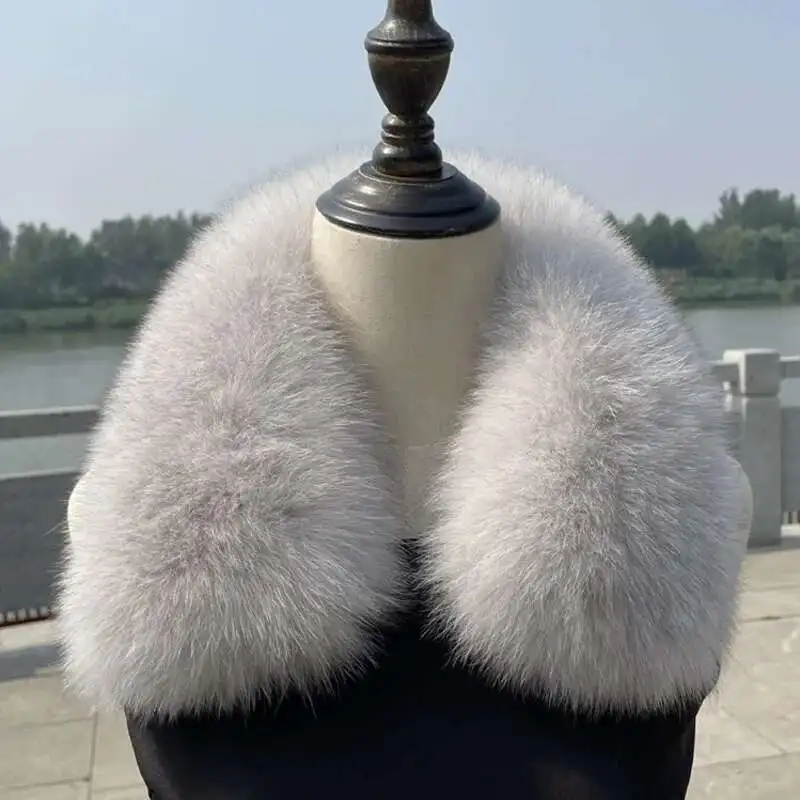 Real Fox Fur Scarf Genuine Natural Fur Collar Winter Women Neck Warm Ring Scarves For Jackets Coat Decoration Square Collar
Real Fox Fur Scarf Genuine Natural Fur Collar Winter Women Neck Warm Ring Scarves For Jackets Coat Decoration Square Collar