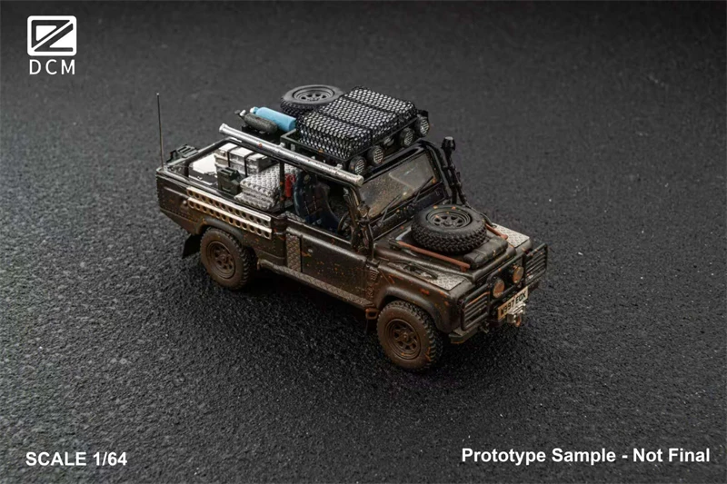 DCM 1:64 Defender ordinary / muddy version Die-Cast Car Model Miniature Gifts
DCM 1:64 Defender ordinary / muddy version Die-Cast Car Model Miniature Gifts