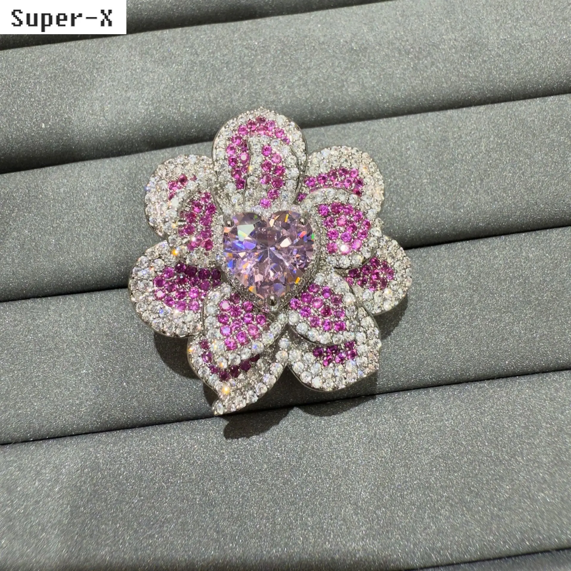 Gorgeous multicolor cubic zirconia ring for women luxury jewelry fushia blue yellow flower large adjustable ring gala event gift
Gorgeous multicolor cubic zirconia ring for women luxury jewelry fushia blue yellow flower large adjustable ring gala event gift