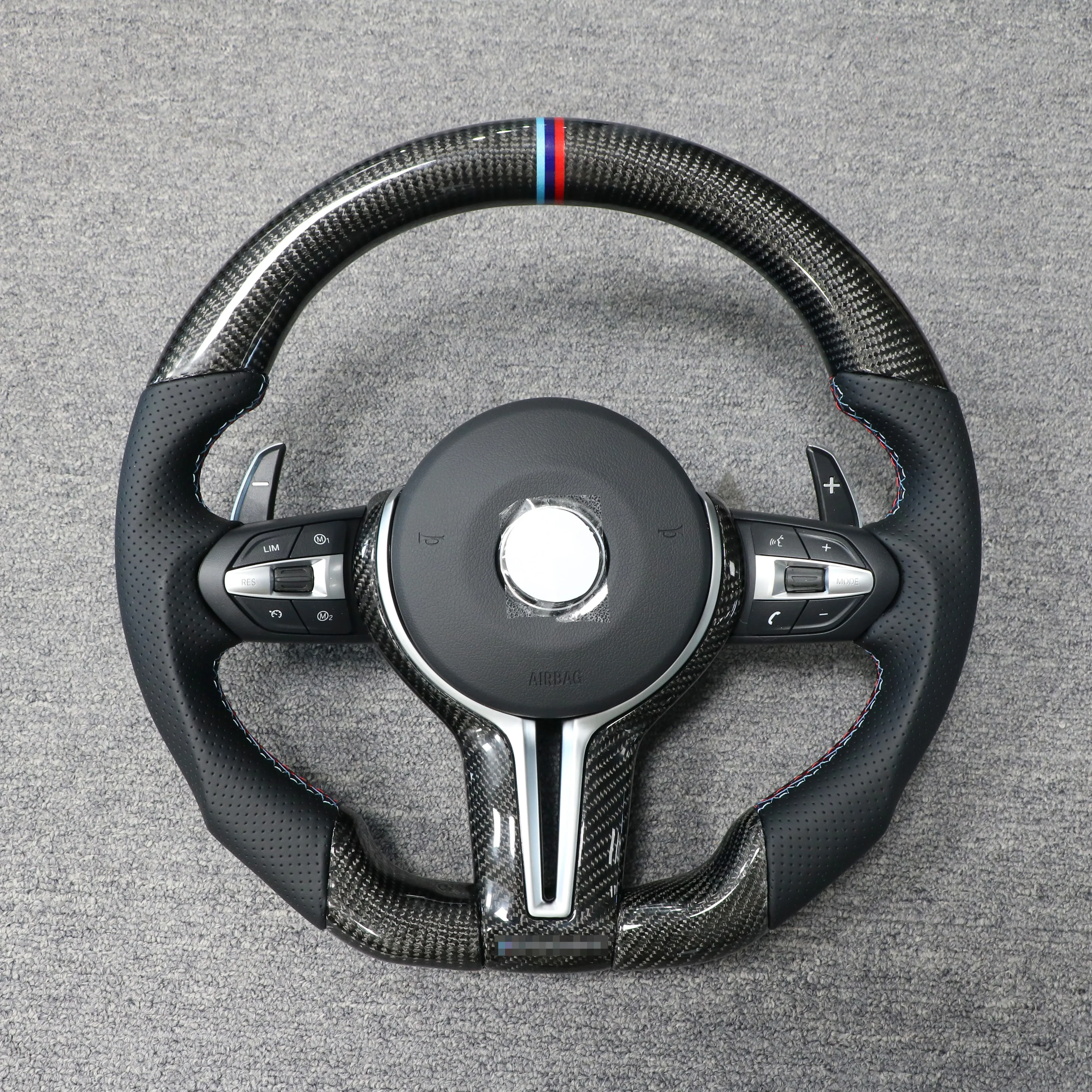 Full customize perforated carbon fiber steering wheel for BMW x1 f48 f23 f21 f20 e46 x3 f25 m5 x1 e91 steering wheel
Full customize perforated carbon fiber steering wheel for BMW x1 f48 f23 f21 f20 e46 x3 f25 m5 x1 e91 steering wheel