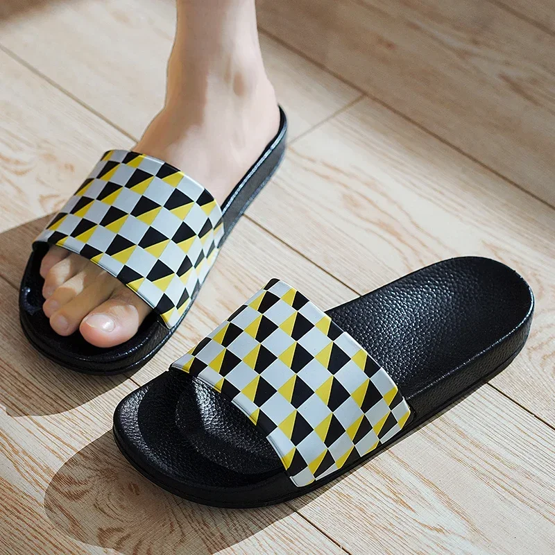 Men Slippers Summer New Zebra Flip-flops Light Anti-slip Wear-resistant Thick Bottom Beach Outdoor Fashion All-match Sandals
Men Slippers Summer New Zebra Flip-flops Light Anti-slip Wear-resistant Thick Bottom Beach Outdoor Fashion All-match Sandals
