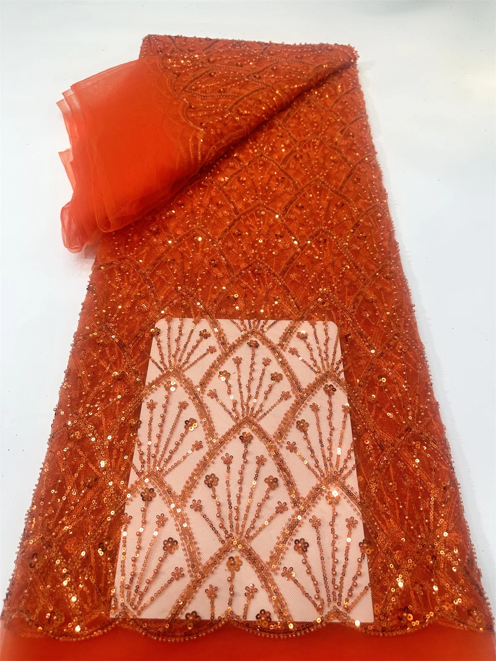 Nigerian Red Luxury Sequins Net Lace Fabric High Quality African Tulle Lace Fabric French For Women Wedding Party Dress
Nigerian Red Luxury Sequins Net Lace Fabric High Quality African Tulle Lace Fabric French For Women Wedding Party Dress