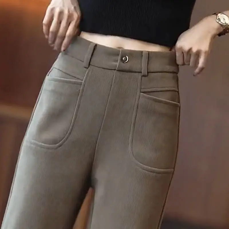 2024 New Autumn/Winter Casual Corduroy Women's Wide Leg Pants Fashion Korean Edition Chenille Straight X566
2024 New Autumn/Winter Casual Corduroy Women's Wide Leg Pants Fashion Korean Edition Chenille Straight X566