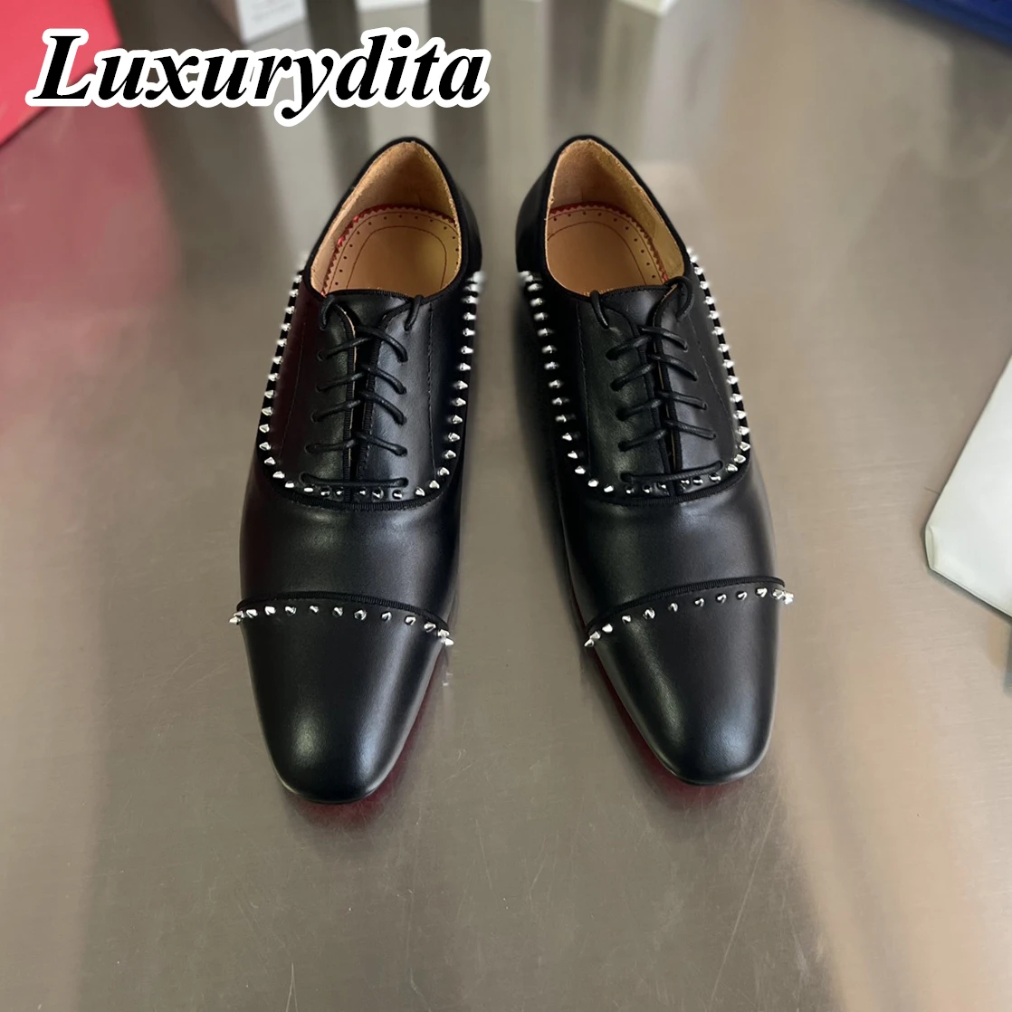 Top High Quality Mens Trendy Casual Shoes Luxury Mens Real Leather Shoes Size 38-48 Designr Red sole Business dress Shoes H1378
Top High Quality Mens Trendy Casual Shoes Luxury Mens Real Leather Shoes Size 38-48 Designr Red sole Business dress Shoes H1378
