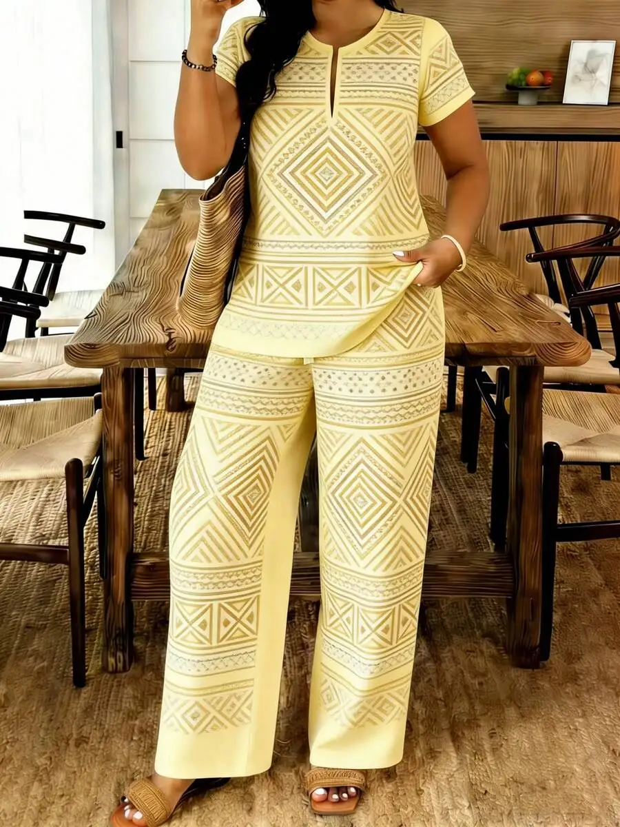 Diamond Geometric Print Womens Keyhole Neck Two-Piece Set, Polyester, Lightweight Breathable
Diamond Geometric Print Womens Keyhole Neck Two-Piece Set, Polyester, Lightweight Breathable