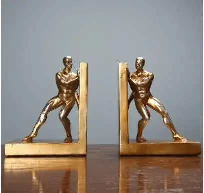 Креативная абстрактная скульптура золотого обнаженного человека, подставка для книг, украшение для рабочего стола, художественная фигурка из смолы, фигурка, ремесла, современное украшение для дома
Креативная абстрактная скульптура золотого обнаженного человека, подставка для книг, украшение для рабочего стола, художественная фигурка из смолы, фигурка, ремесла, современное украшение для дома