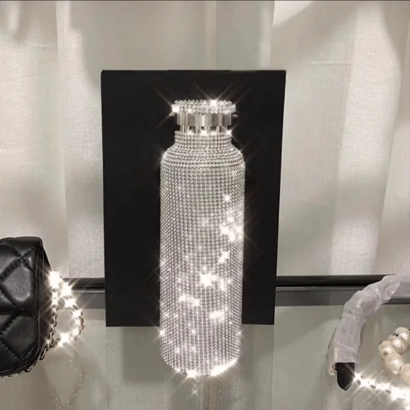 1pc 11.83/16.91/25.36oz 304 Stainless Steel Thermal Bottle - Keep Your Drinks Hot Or Cold All Day Long
1pc 11.83/16.91/25.36oz 304 Stainless Steel Thermal Bottle - Keep Your Drinks Hot Or Cold All Day Long