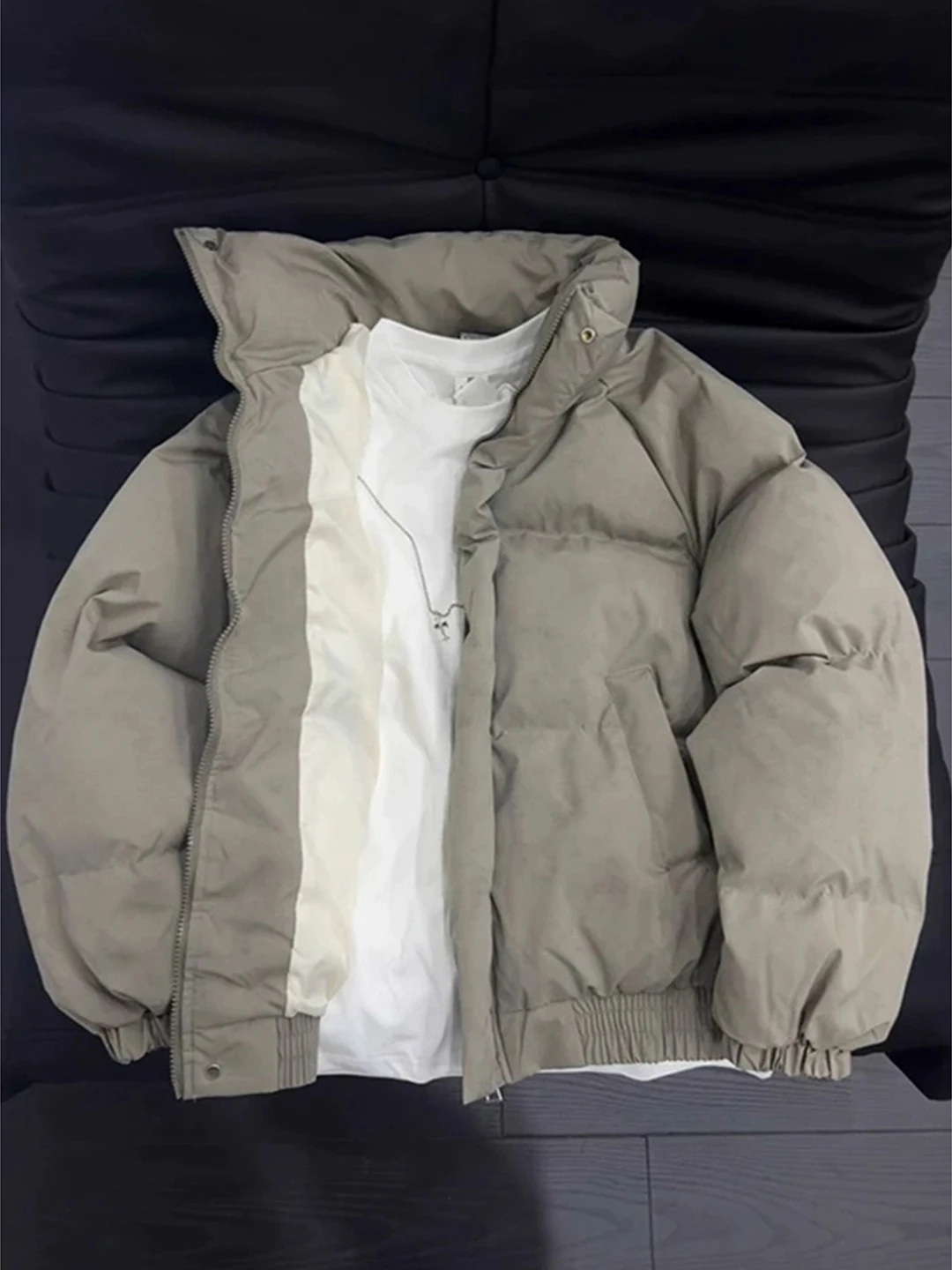 Tie-Dye ort Bread Sle Jaet Thiened Stand Collar American Sle Outerwear for Men Winter Cotton Clothes for Teens
Tie-Dye ort Bread Sle Jaet Thiened Stand Collar American Sle Outerwear for Men Winter Cotton Clothes for Teens