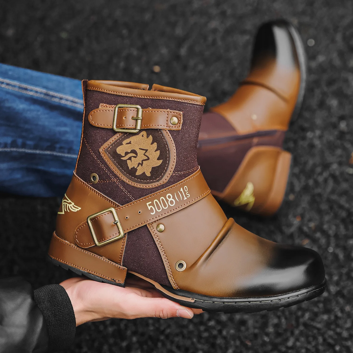 Luxury Men's Boots 2025New Handmade Ankle Boots Men Metal Buckle Zipper Motorcycle Boots Men Outdoor High Top Punk Shoes for Men
Luxury Men's Boots 2025New Handmade Ankle Boots Men Metal Buckle Zipper Motorcycle Boots Men Outdoor High Top Punk Shoes for Men