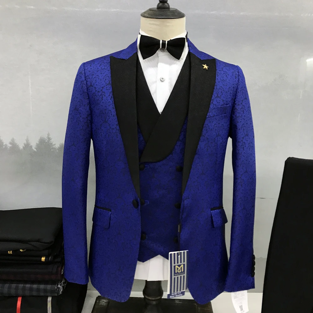 2023 New Men Suit Fashion Slim Fit Sapphire Jacquard Pattern Peak Lapel 3 Piece Business Wedding Groom Party Jacket Vest Pants
2023 New Men Suit Fashion Slim Fit Sapphire Jacquard Pattern Peak Lapel 3 Piece Business Wedding Groom Party Jacket Vest Pants