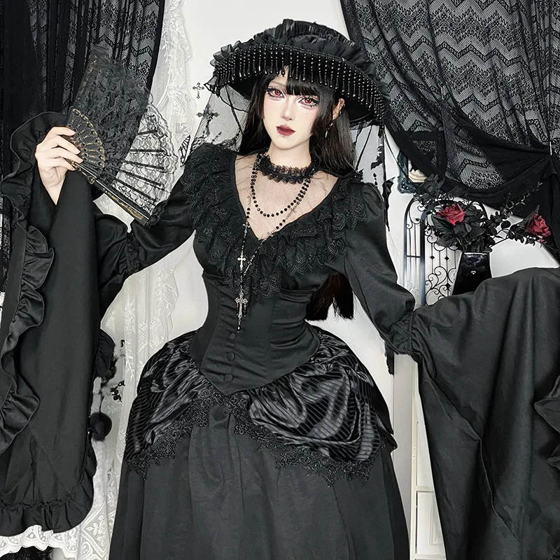 Goth Dark Elegant Lace Blouse Gothic Flare Sleeve Crop Top Ruffled High Collar Dark Academia Emo Women Top
Goth Dark Elegant Lace Blouse Gothic Flare Sleeve Crop Top Ruffled High Collar Dark Academia Emo Women Top