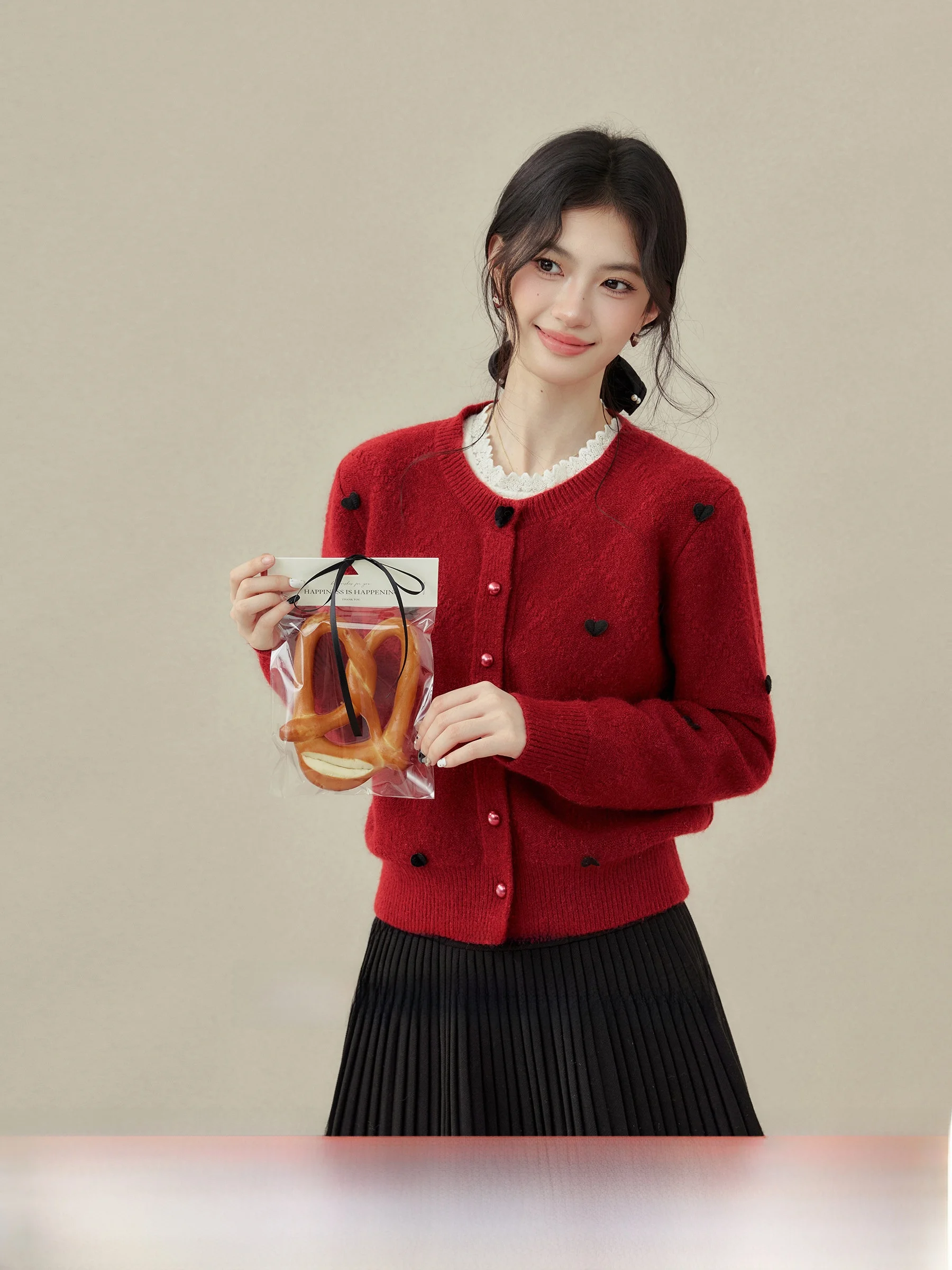 Red Long Sleeve Knitted Open Cardigan Outerwear plus Size New Arrival Women's Commute Style Knitwear Heart Pattern Single Button
Red Long Sleeve Knitted Open Cardigan Outerwear plus Size New Arrival Women's Commute Style Knitwear Heart Pattern Single Button