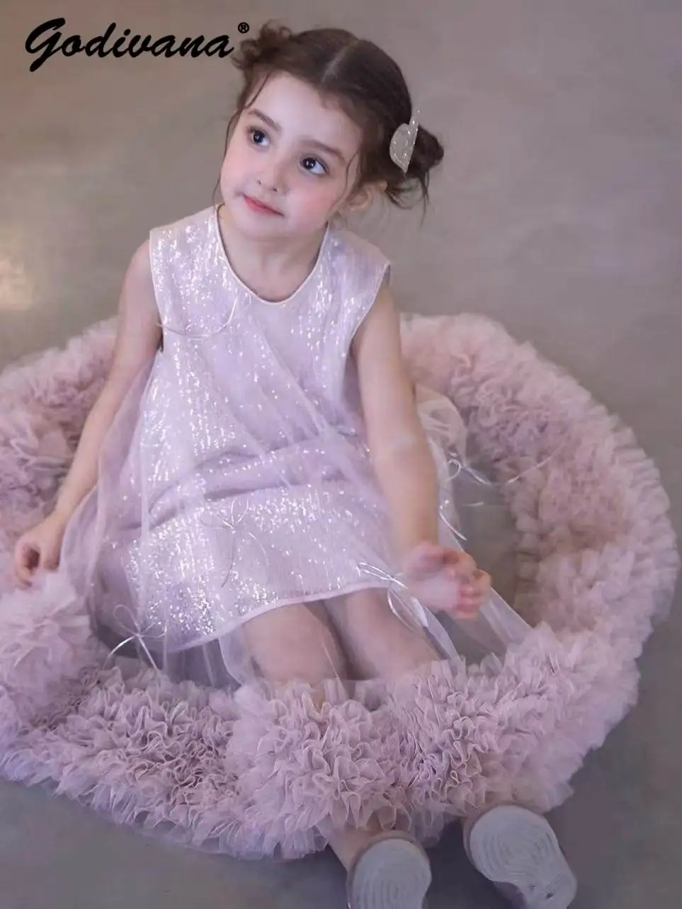 Sweet Girls Spring and Summer 2026 New Luxury Birthday Party Princess Sundress Kids Sleeveless O-neck Sequin Tulle Vest Dress
Sweet Girls Spring and Summer 2026 New Luxury Birthday Party Princess Sundress Kids Sleeveless O-neck Sequin Tulle Vest Dress