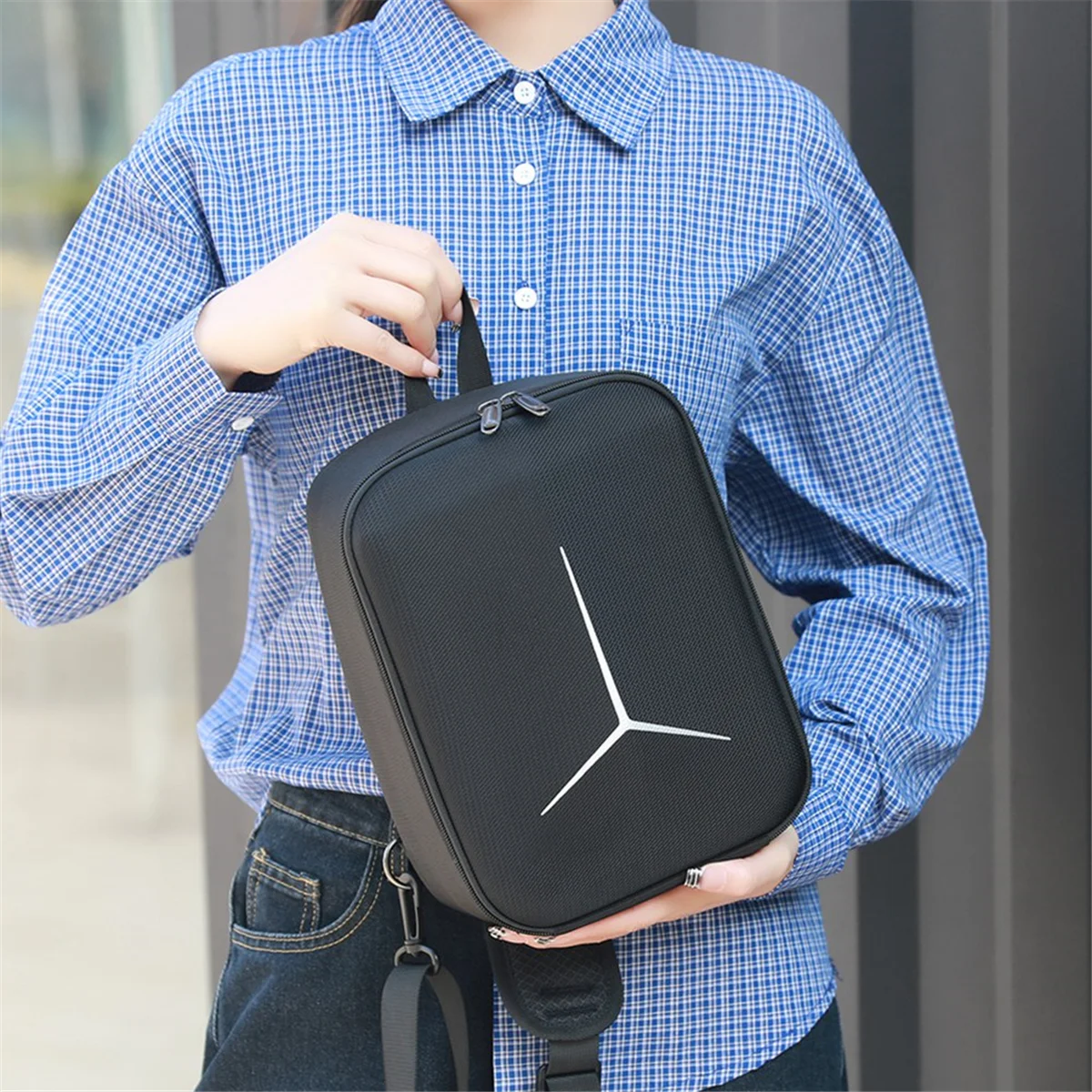 2025+Carrying Case for MINI 4K Storage Bag for RC-N1 Storage Bag Anti-Vibration Protective Bag Drone Accessories
2025+Carrying Case for MINI 4K Storage Bag for RC-N1 Storage Bag Anti-Vibration Protective Bag Drone Accessories