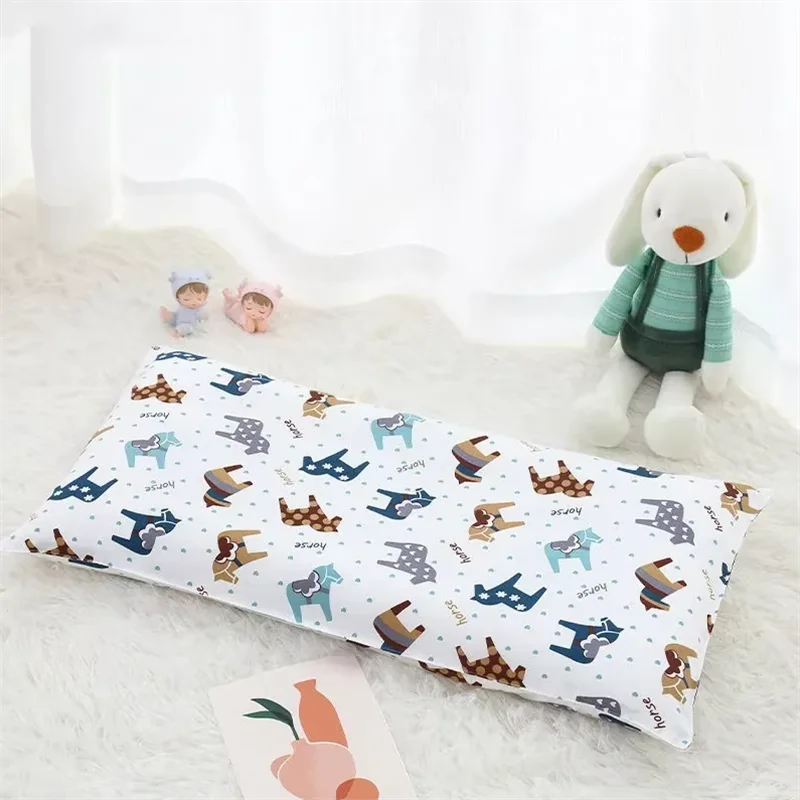 Детская подушка с милым принтом, детская подушка для детского сада, детская подушка для сна, универсальная мягкая подушка для сна для мальчиков и девочек
Детская подушка с милым принтом, детская подушка для детского сада, детская подушка для сна, универсальная мягкая подушка для сна для мальчиков и девочек