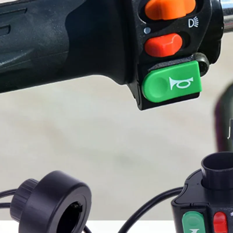 3 In1 Electric Bicycle Scooter Motorcycle Handle Switch Plastic Headlight Horn Turn Signal Switch Button E-bikes Accessories
3 In1 Electric Bicycle Scooter Motorcycle Handle Switch Plastic Headlight Horn Turn Signal Switch Button E-bikes Accessories