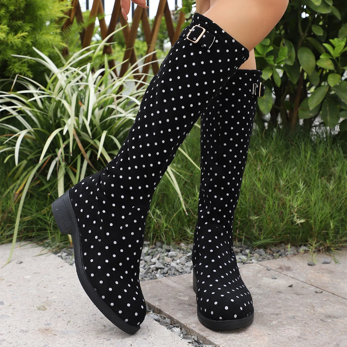 Mid-heel Long Boots 2026 New Polka Dot Western Cowboy Rider Boots
Mid-heel Long Boots 2026 New Polka Dot Western Cowboy Rider Boots