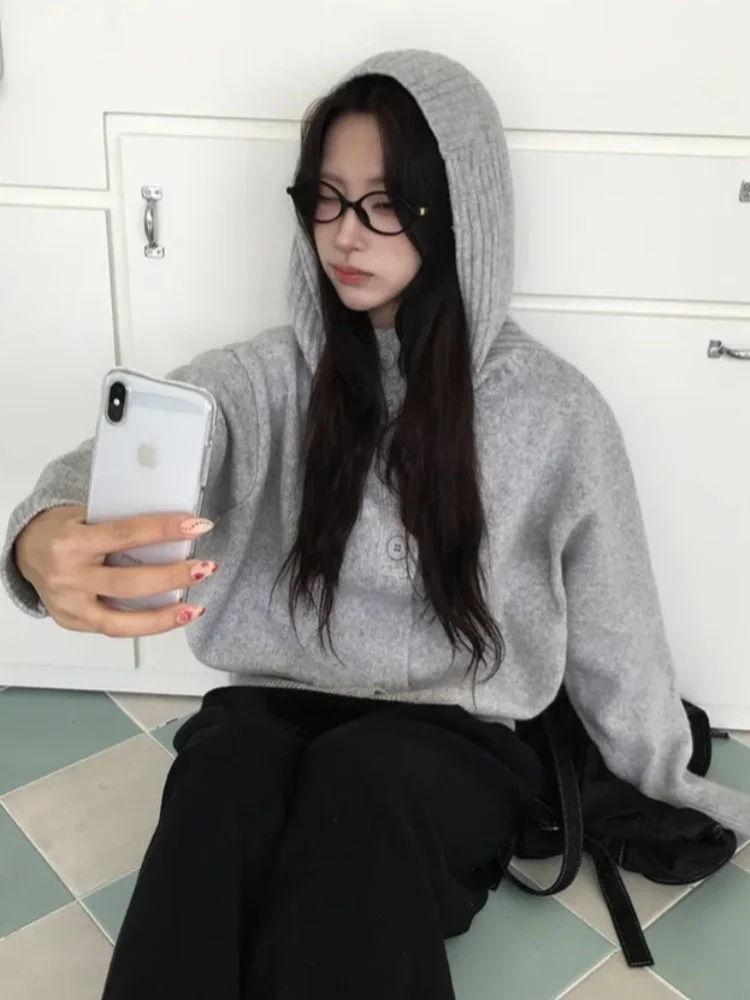 Laid-ba Sle Single Button Hooded Knitted Cardigan Sweater Women's 2025 Autumn New Small Size Pure Color Top
Laid-ba Sle Single Button Hooded Knitted Cardigan Sweater Women's 2025 Autumn New Small Size Pure Color Top