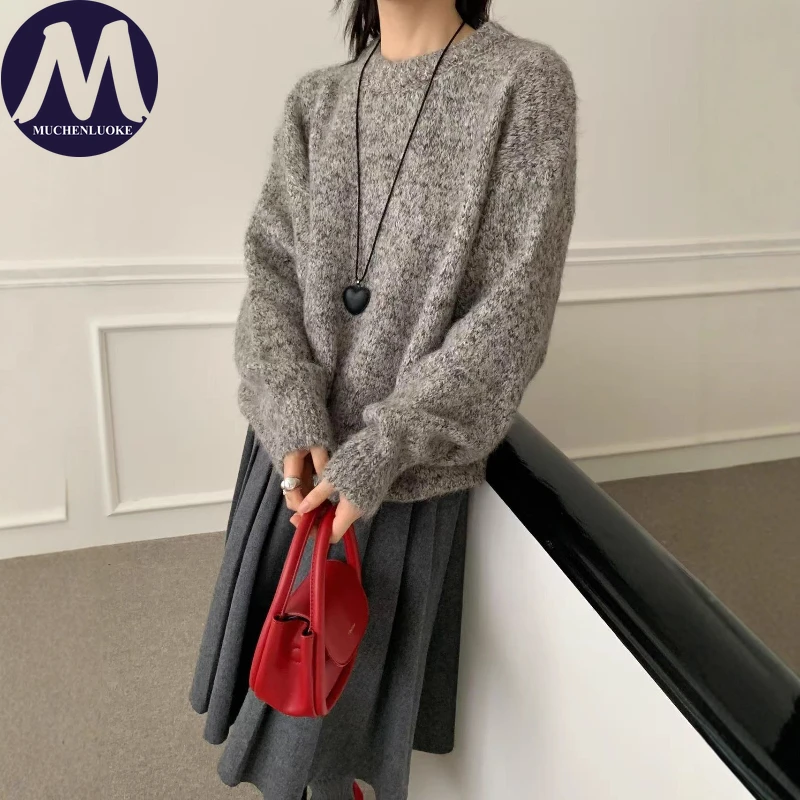 Свитер для женщин, осень-зима, корейская мода, вязаный свитер с длинными рукавами и круглым вырезом, ленивый стиль, повседневные свободные толстые теплые пуловеры
Свитер для женщин, осень-зима, корейская мода, вязаный свитер с длинными рукавами и круглым вырезом, ленивый стиль, повседневные свободные толстые теплые пуловеры