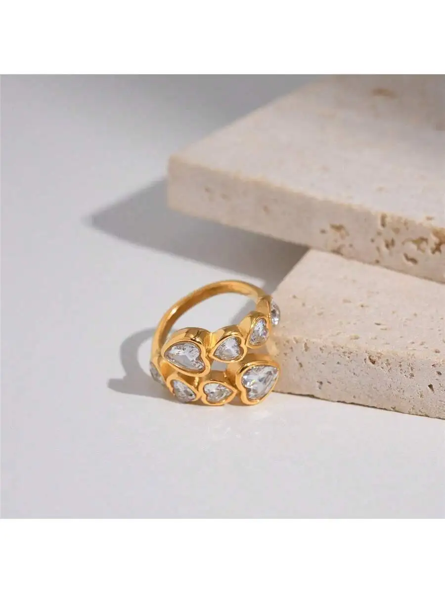 Heart Shaped Zirconia Decorated Vintage Ring For Women Daily Wedding Valentine Gift
Heart Shaped Zirconia Decorated Vintage Ring For Women Daily Wedding Valentine Gift