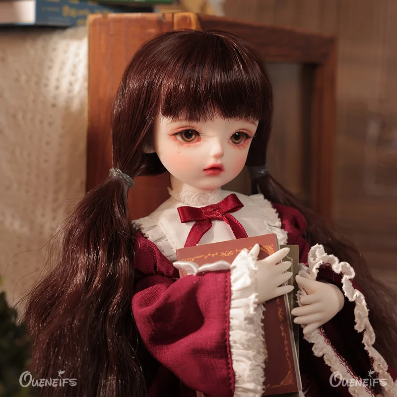 BJD Doll 1/6 Lulu Dark Red European Court Style Clothing Resin Toys Fantasy Fairy Tale Doll for Kids Gift For Children
BJD Doll 1/6 Lulu Dark Red European Court Style Clothing Resin Toys Fantasy Fairy Tale Doll for Kids Gift For Children