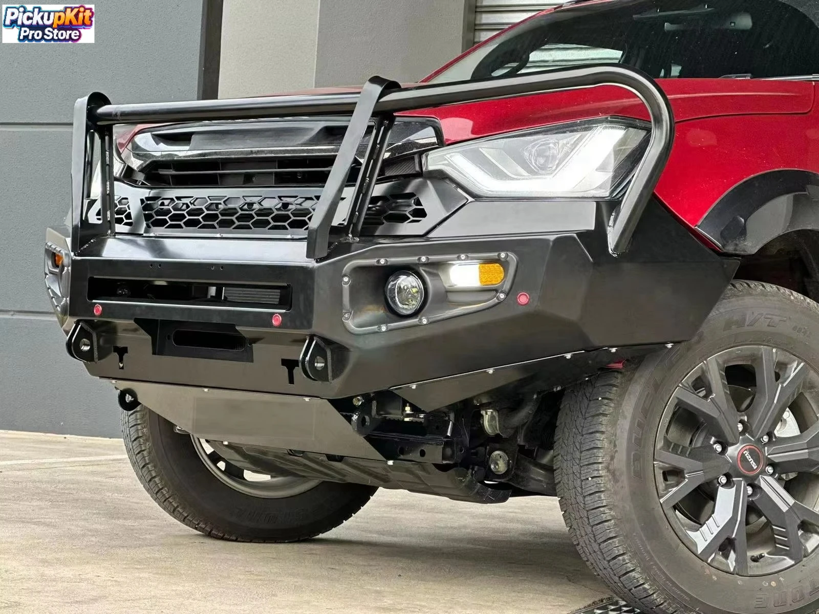 Heavy‑Duty Steel Bull Bar Front Bumper with Winch Mount & Recovery Points for D‑Max
Heavy‑Duty Steel Bull Bar Front Bumper with Winch Mount & Recovery Points for D‑Max
