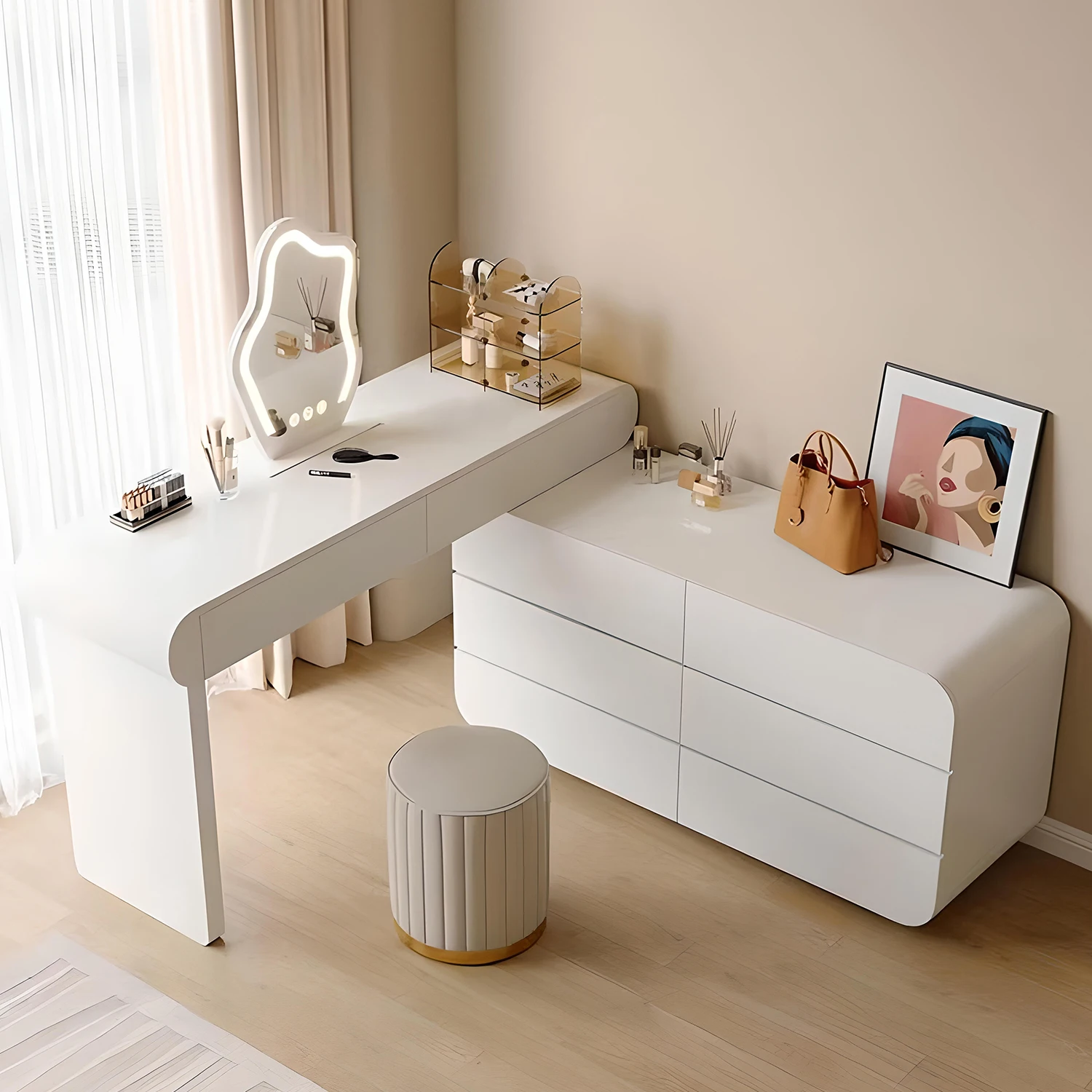 Light luxury dressing table Modern simple solid wood dressing table Bedroom storage chest integrated retractable dressing table
Light luxury dressing table Modern simple solid wood dressing table Bedroom storage chest integrated retractable dressing table