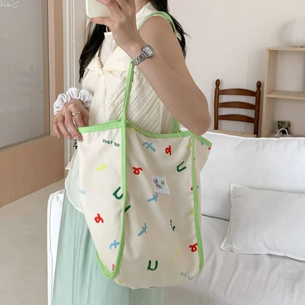Casual Chic Hobo Bag Lightweight Large Capacity Cartoon Shopping Bag Letter Portable Dopamine Color Basket Bag Unisex
Casual Chic Hobo Bag Lightweight Large Capacity Cartoon Shopping Bag Letter Portable Dopamine Color Basket Bag Unisex
