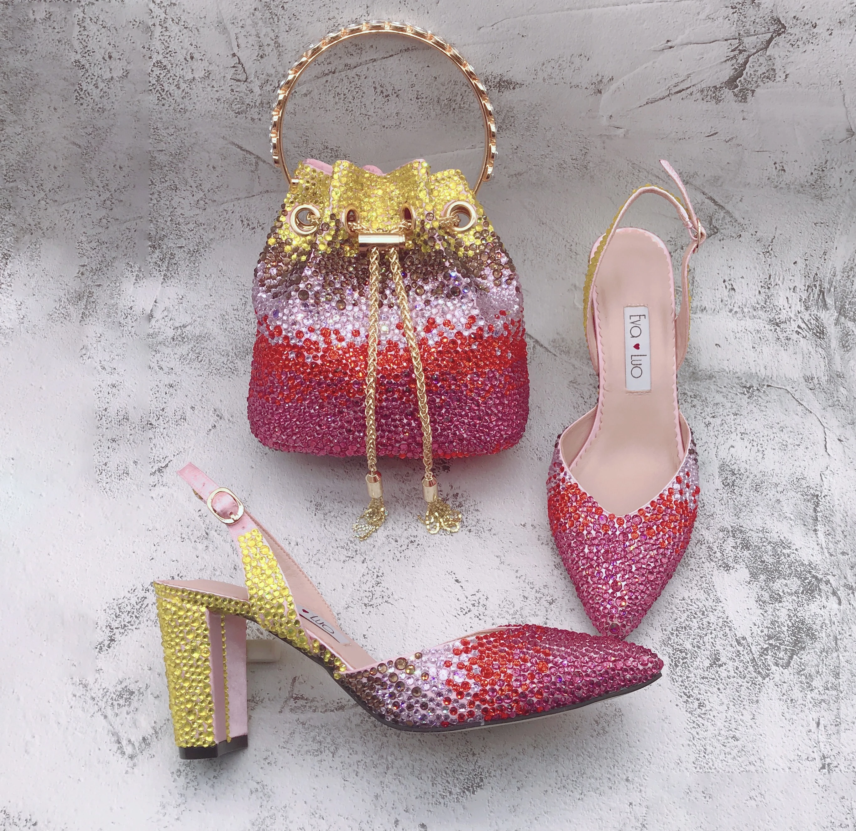 BS1680 Custom Made Party Wedding Shoes Block Heel Multicolor Crystal Women Shoes And Bag Set
BS1680 Custom Made Party Wedding Shoes Block Heel Multicolor Crystal Women Shoes And Bag Set