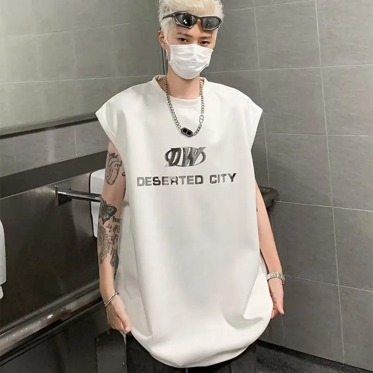 Sleeveless vest suede ins trendy brand vest sports heavy trend summer men's casual loose American style men clothing y2k tops
Sleeveless vest suede ins trendy brand vest sports heavy trend summer men's casual loose American style men clothing y2k tops