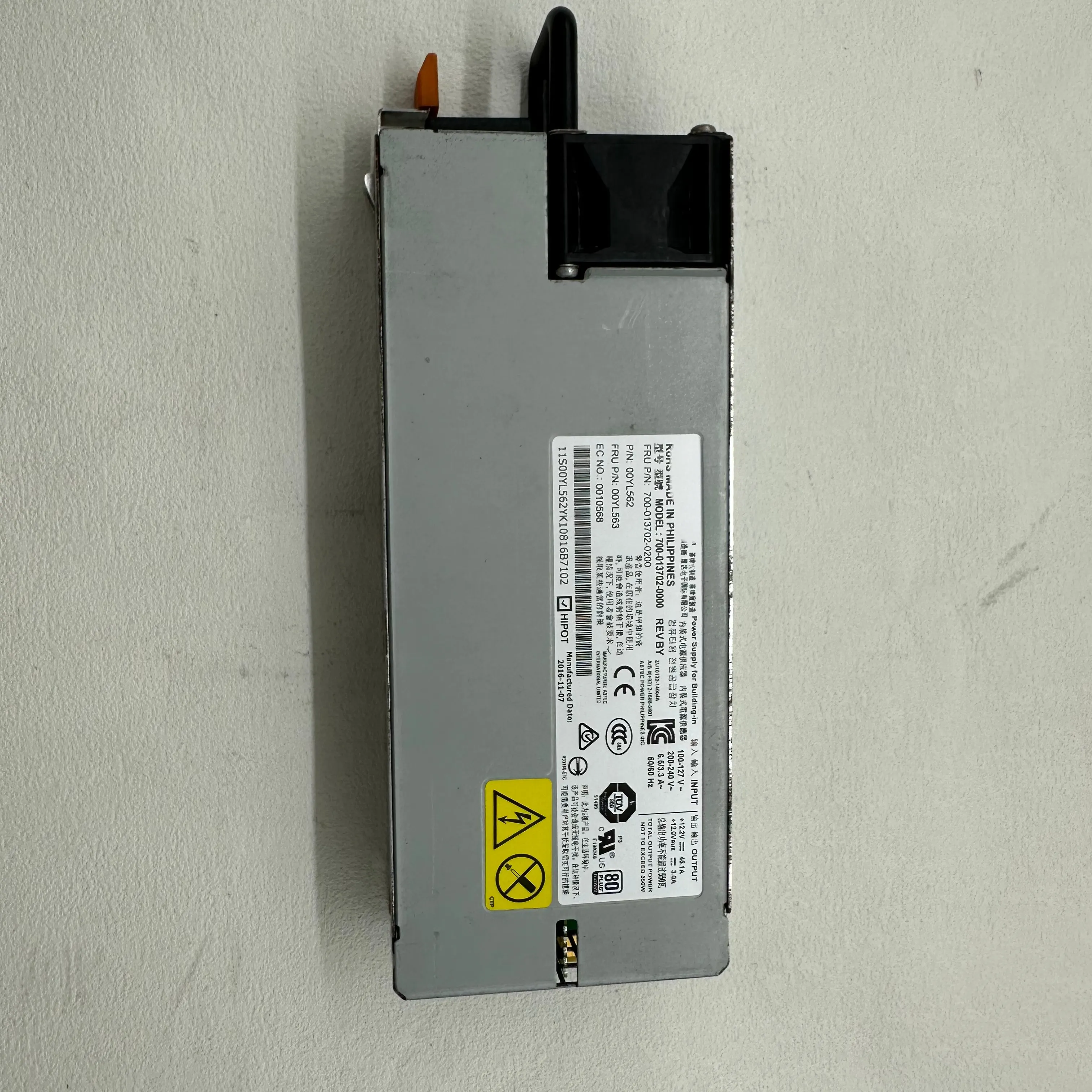 700-013702-0000 POWER SUPPLY 550W 80 PLUS PLATINUM HOT SWAP
700-013702-0000 POWER SUPPLY 550W 80 PLUS PLATINUM HOT SWAP