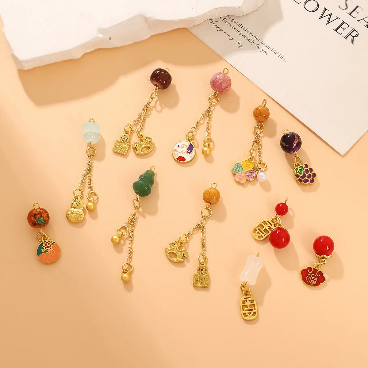 5pcs Traditional Brocade Charms Pendants Ornaments Gourd Beads Bracelets Necklaces and Beading Materials Wholesale
5pcs Traditional Brocade Charms Pendants Ornaments Gourd Beads Bracelets Necklaces and Beading Materials Wholesale
