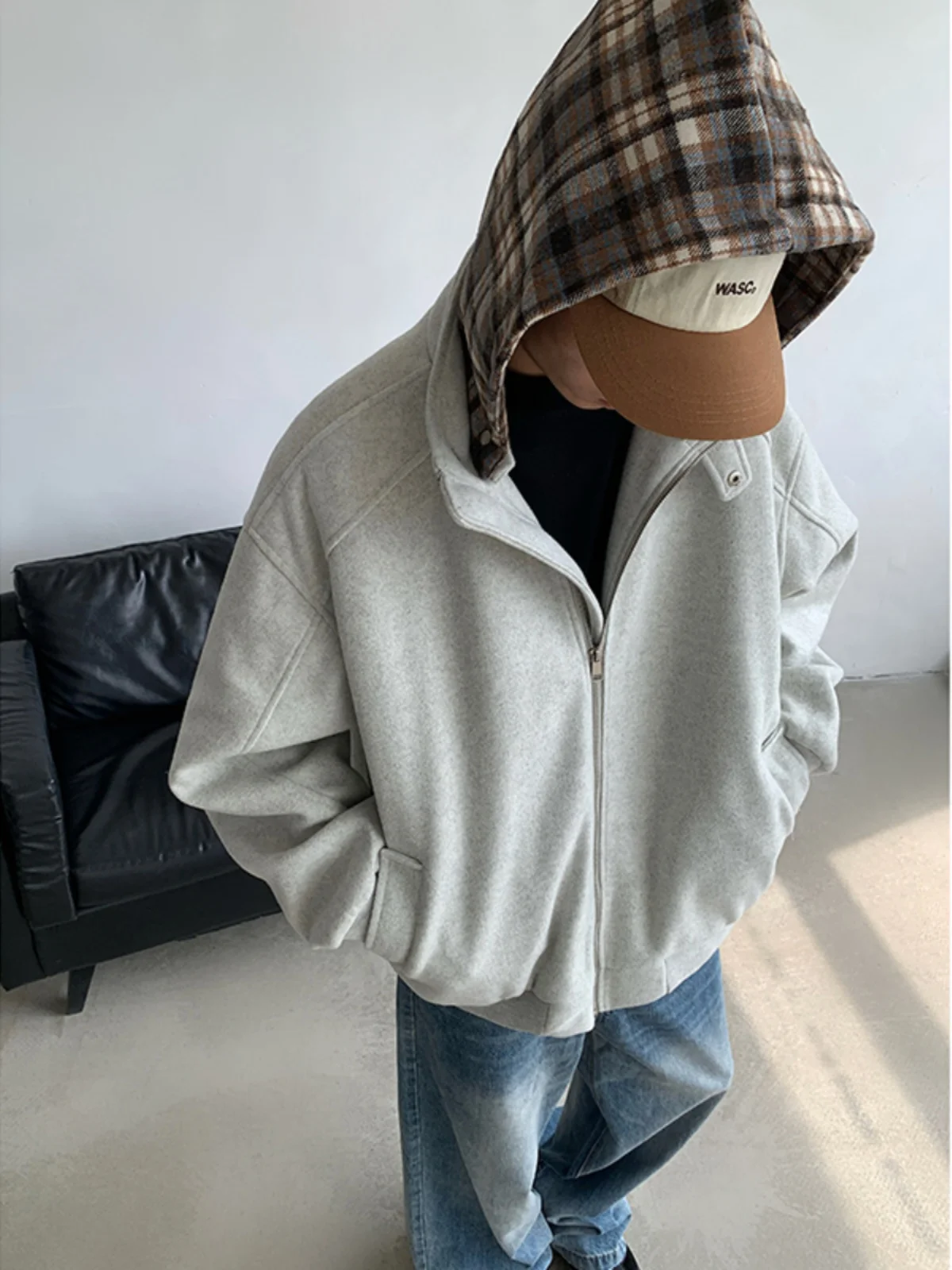 American Sle Plaid Cotton Jaet Men's ort Hooded Woolen Coats Autumn Winter Faion Retro Japanese Sle Filled Cotton C...
American Sle Plaid Cotton Jaet Men's ort Hooded Woolen Coats Autumn Winter Faion Retro Japanese Sle Filled Cotton C...
