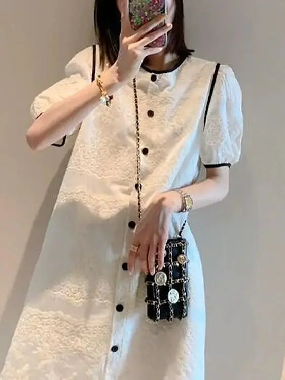 plus Size Women's Bubble Sleeve Dress Single Button Loose Slimming Summer Shirt Dress High Waist Korean Style Commute Wind
plus Size Women's Bubble Sleeve Dress Single Button Loose Slimming Summer Shirt Dress High Waist Korean Style Commute Wind