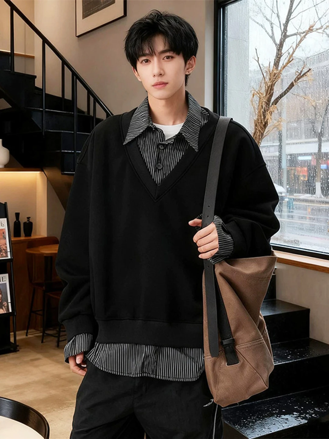 Модный мужской худи с воротником-стойкой, в полоску, с пэчворком, комплект из двух предметов: толстовка и внутренний слой, плотный базовый слой для осени и зимы
Модный мужской худи с воротником-стойкой, в полоску, с пэчворком, комплект из двух предметов: толстовка и внутренний слой, плотный базовый слой для осени и зимы